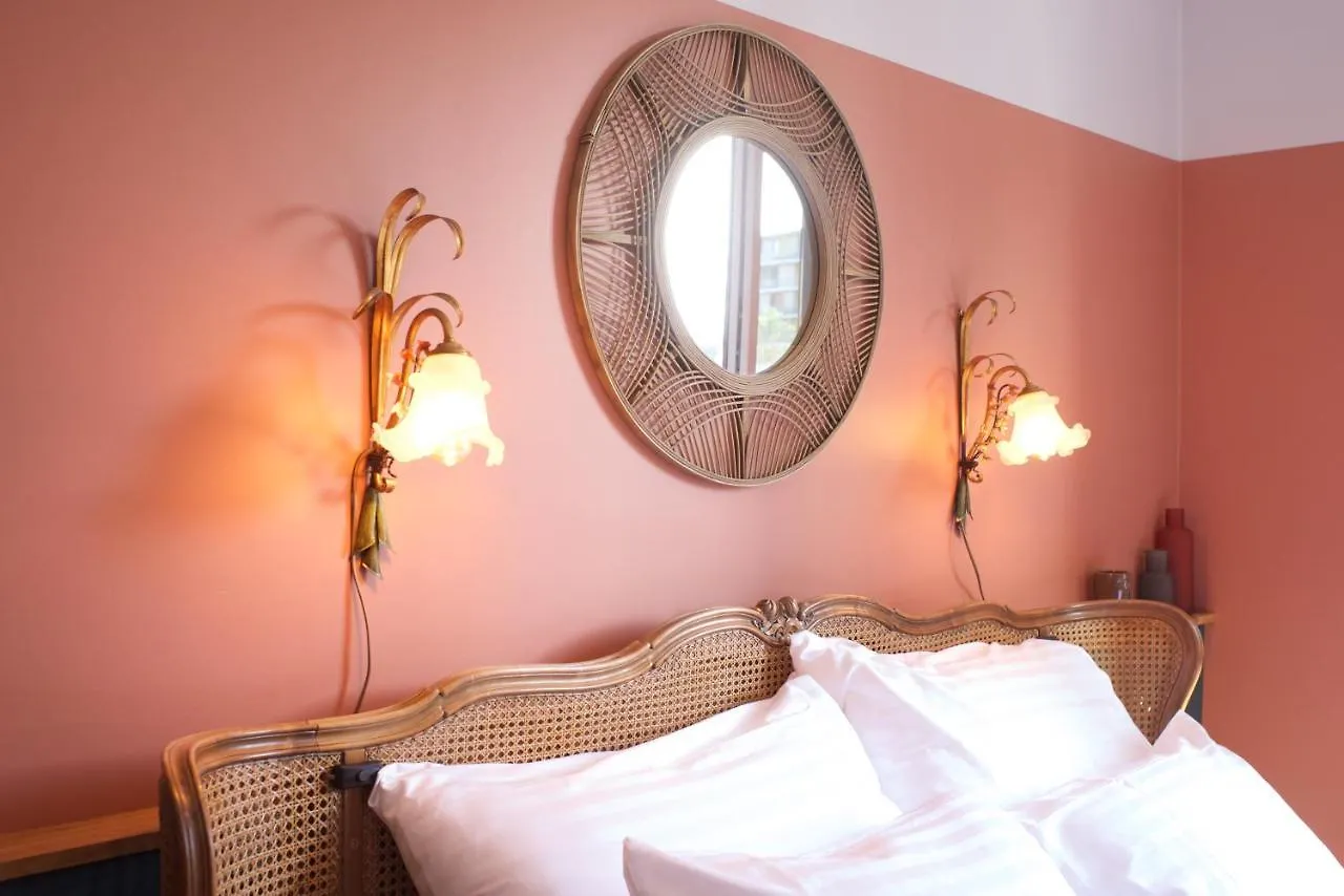 Auberge Des Vergers ميرين 0*,